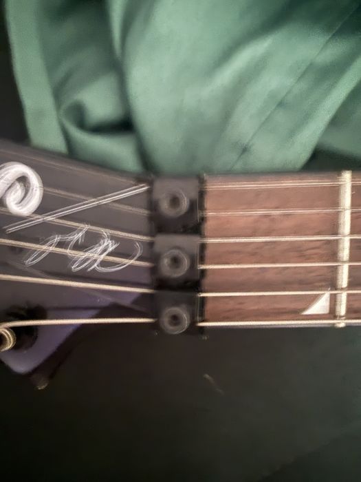 Gitara jackson demmelition