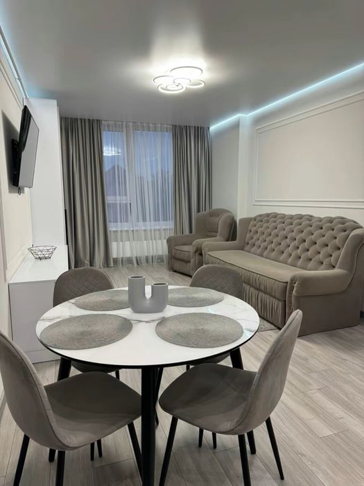 Подобово Чернівці LUX апартаменти ЖК Compas