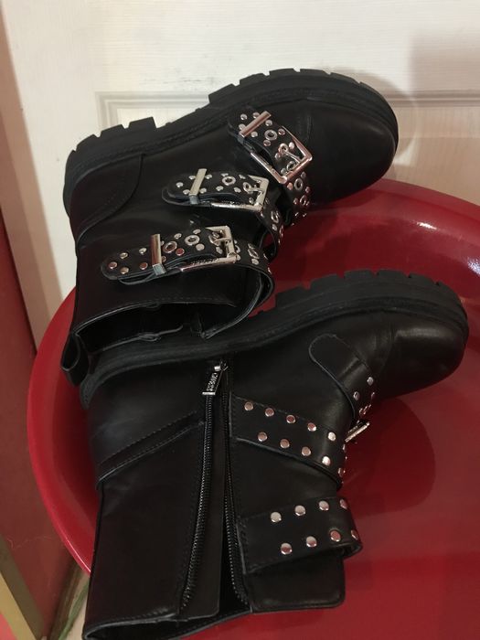 GUESS  САПОГИ  Ботинки Кожа 100% Пересылаю по Украине