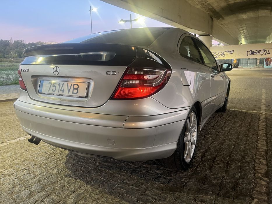 Mercedes C220 SportCoupé — photo 5
