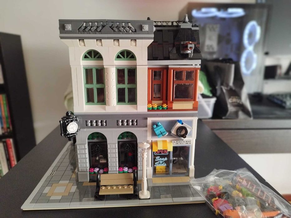 LEGO Brick Bank c/caixa - Como novo (venda presencial apenas)