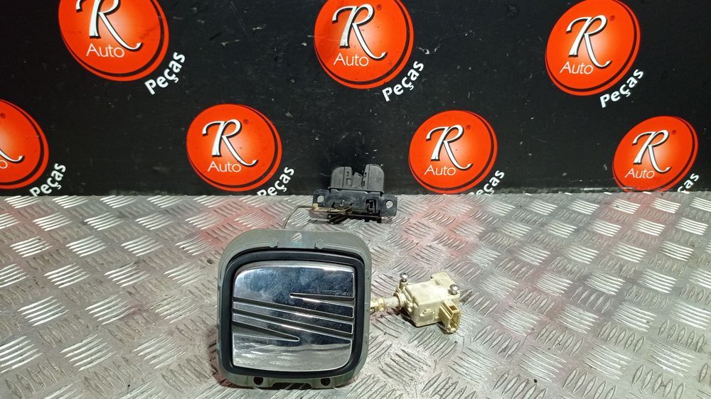 Fecho Da Mala Seat Leon (1M1)