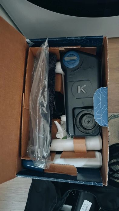 Kirby Avalir 2 
Multi-surface shampoo system