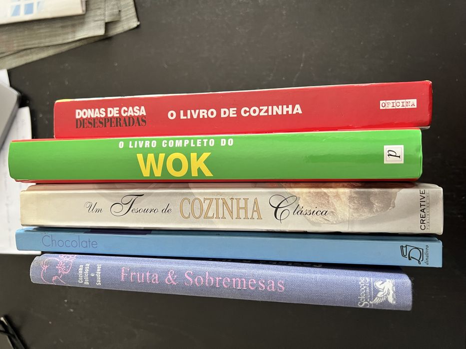 Varios livros de cozinha