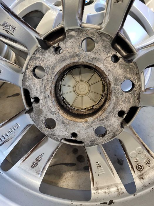 Felgi Aluminiowe r 16 komplet 5 x 120