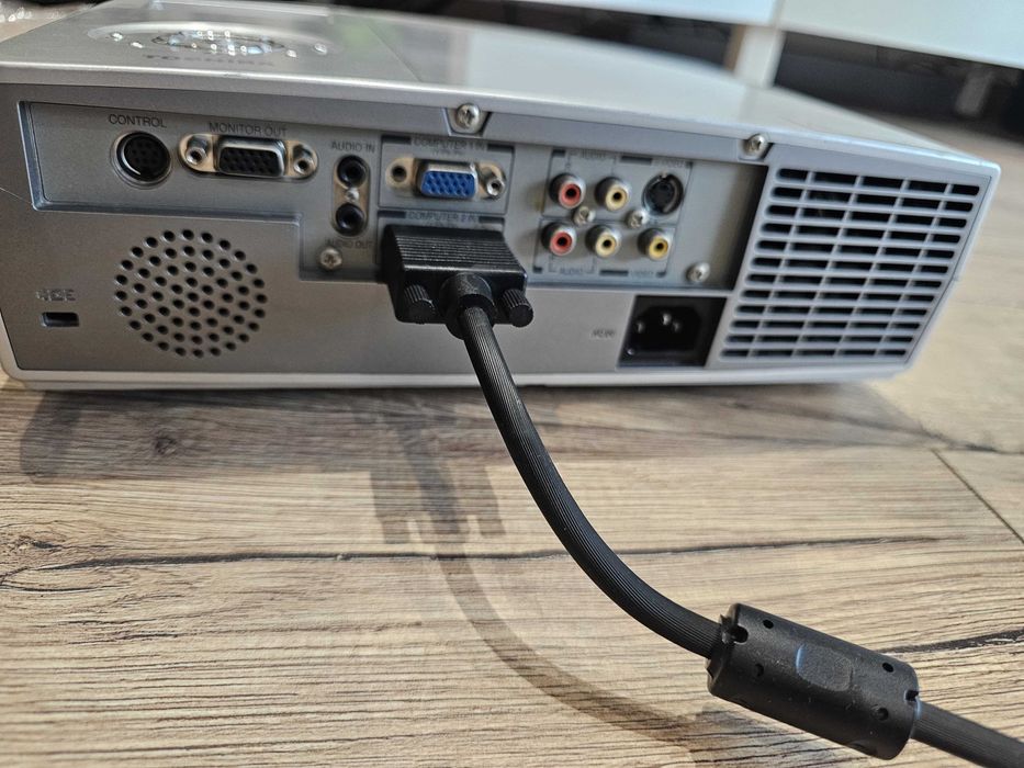 Projektor Toshiba