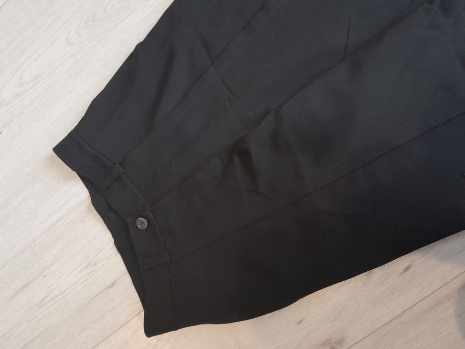 Чорні брюки палаццо