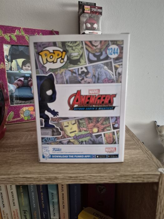 Funko Pop Marvel  Avengers Beyond  - Black Panther With Pin  1244