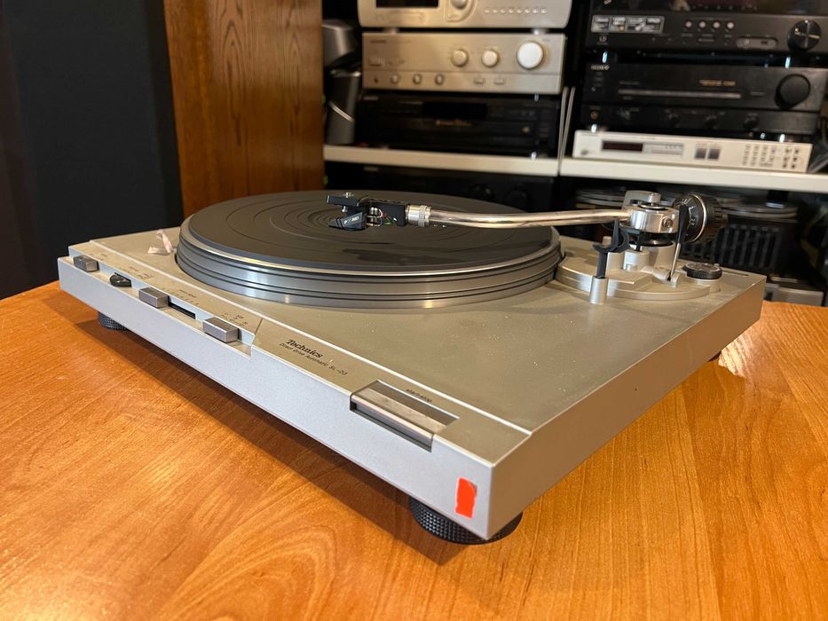 Gramofon Technics SL-D3 Audio Room