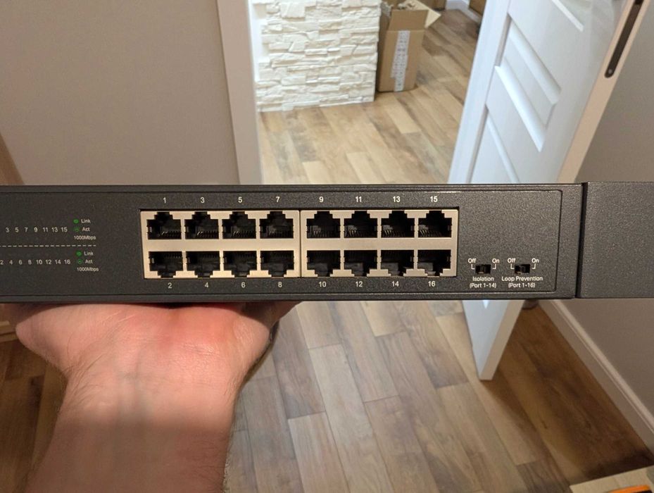 Gigabitowy 16 portowy Switch Tp-Link TL-SG1016D