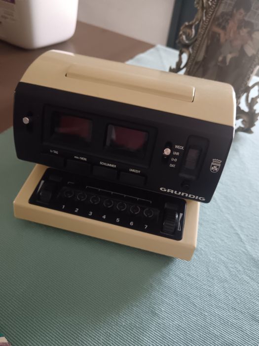 Grundig Sono Clock 550a