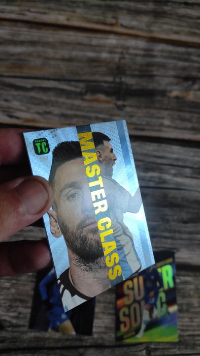Картки Panini Top class Мессі та Мудрика