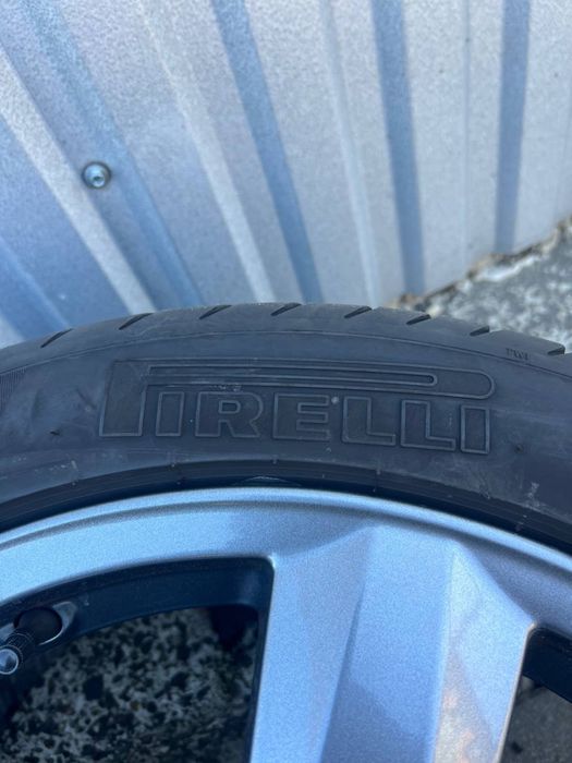 Шини Pirelli різно широкий комплект 255/40R18-285/35R18 P Zero