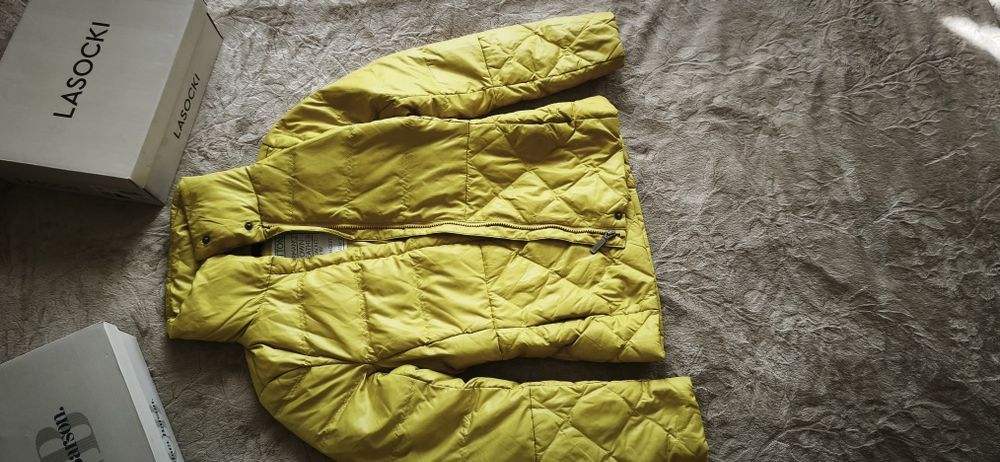 Żółta / Limonkowa Kurtka Puchowa Benetton (70% Puch, 30% Pierze) Rozmiar S