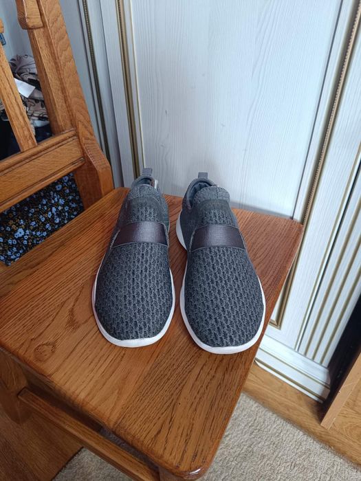 Skechers You / Serene оригінал кросівки 41р