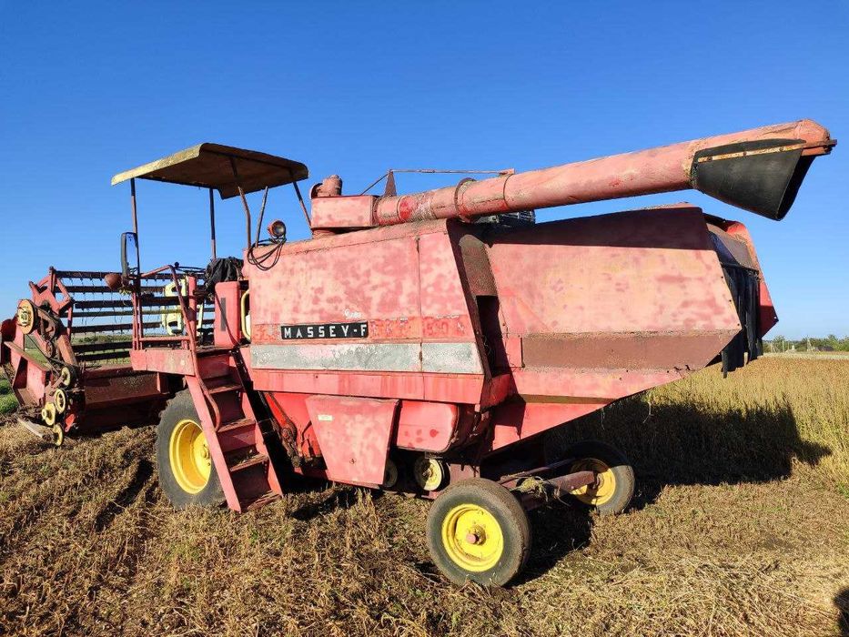 Комбайн Massey Ferguson 525 1987