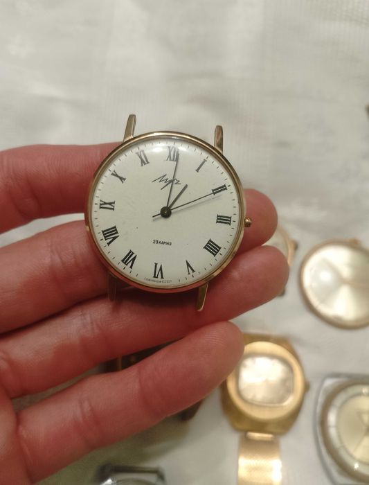 Советские позолоченные часы Луч Ракета Заря Восток