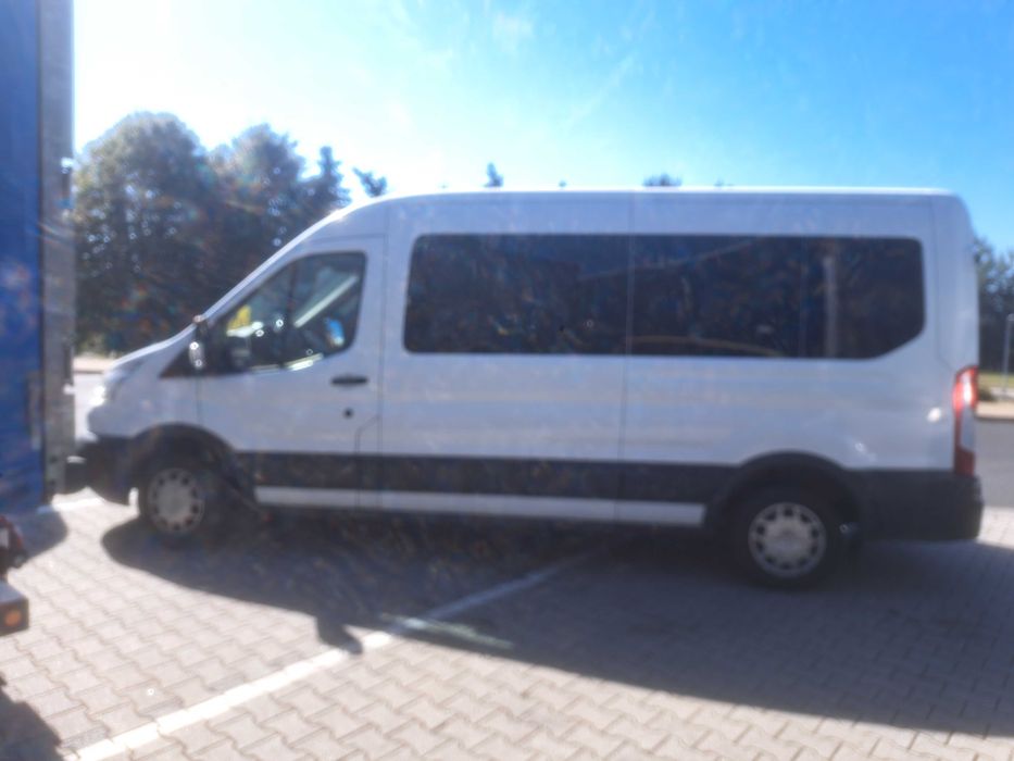 Ford Transit 9 osobowy dla niepełnosprawnych