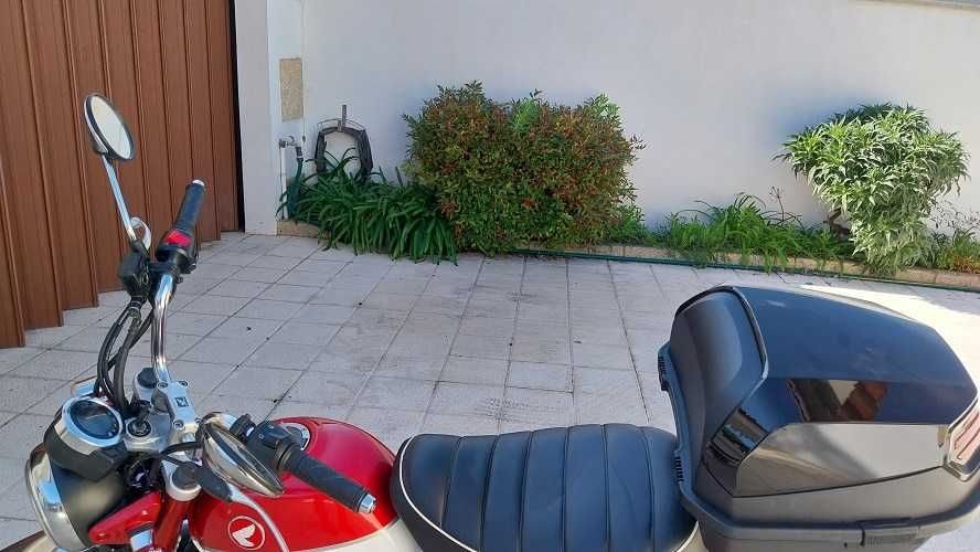 Topcase e suporte Honda Monkey 125cc