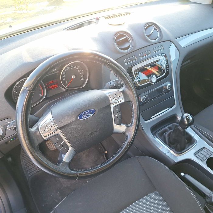 Ford Mondeo 2.0 DOHC