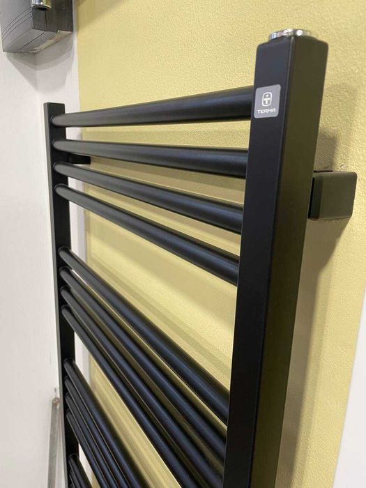 Дизайнерська рушникосушка Terma Fiona 1140х580, Польща