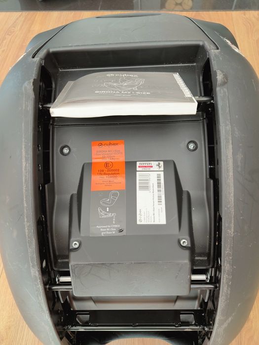 Fotelik CYBEX SIRONA M2 I-size Ferrari 0-18kg + BAZA  POLECAM