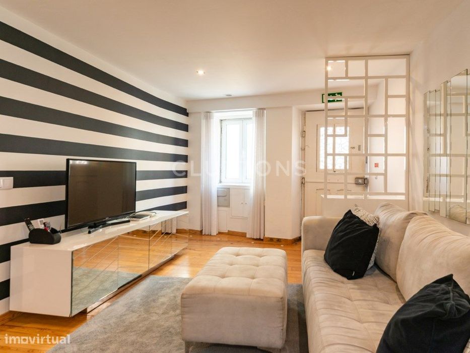 Arrendamento Duplex T2 totalmente mobilado - Centro de Cascais