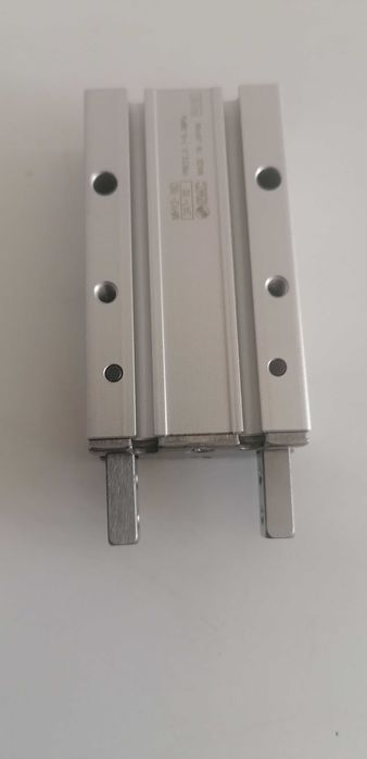 Cilindro Smc de pinça Pneumático e giratório MHY2-16D