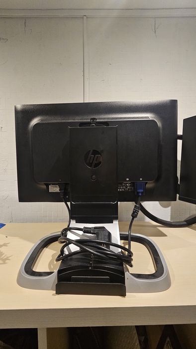 Monitor HP prodisplay p221