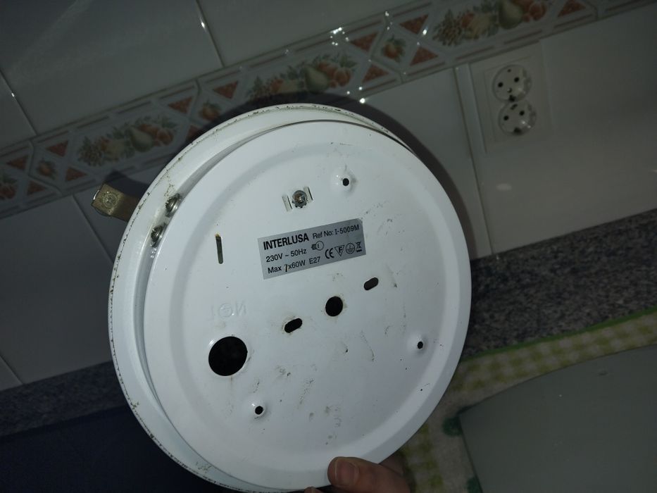 Candeeiro de teto ou parede