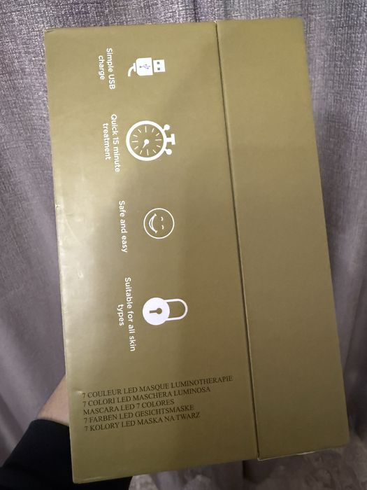 Eclat Skin Led Mask London