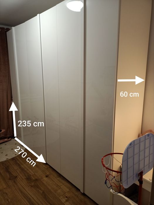 Szafa biała w połysku