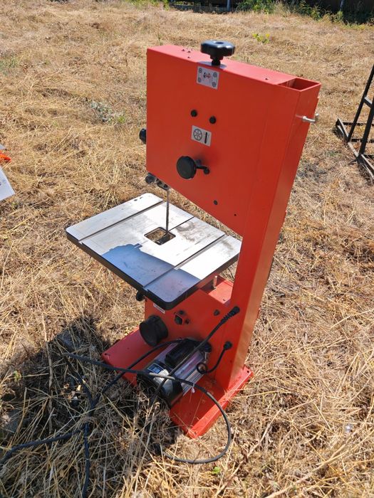 Стрічкова пила dnipro m