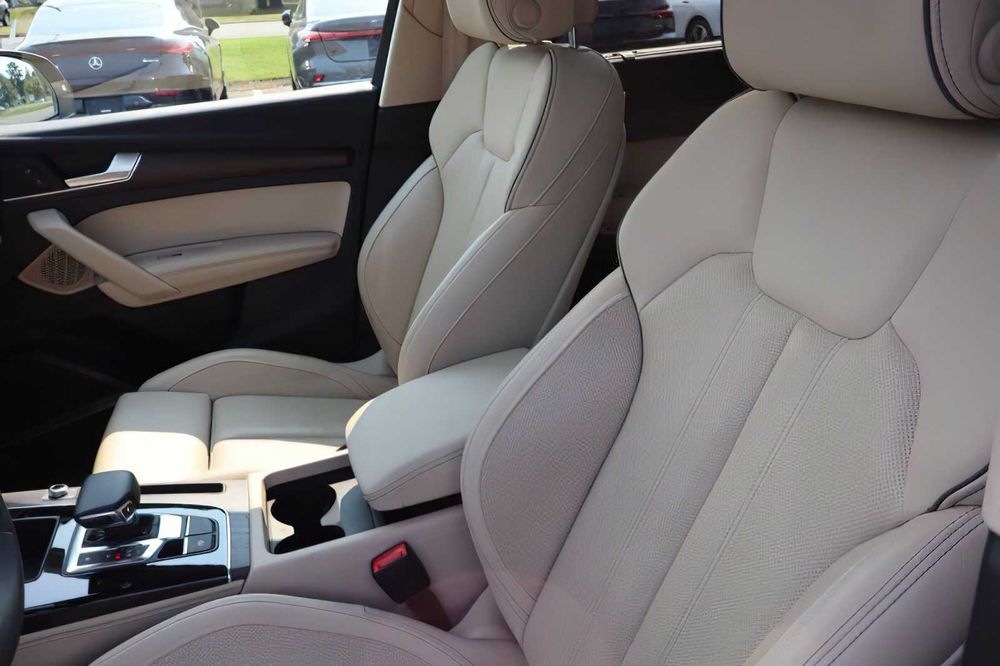 Audi Q5      2024