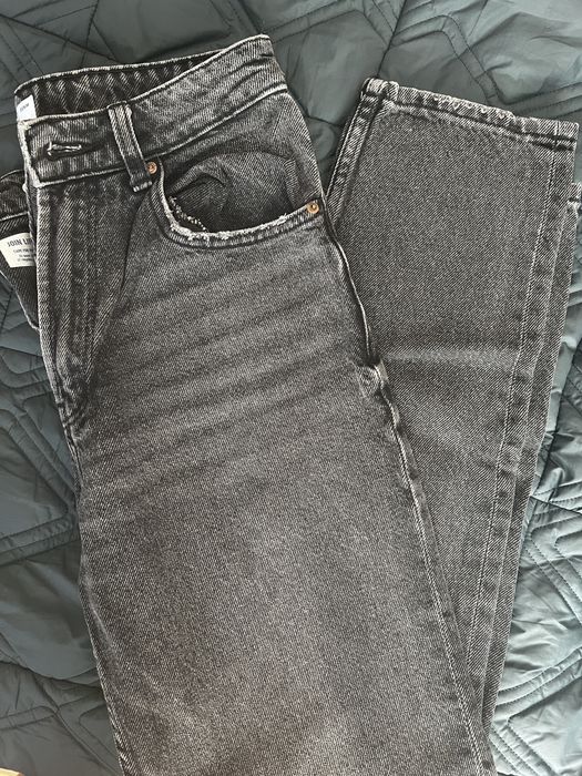Продам джинси Bershka Mom  36