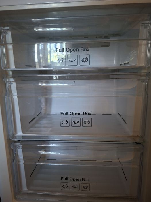 Продам холодильник Samsung