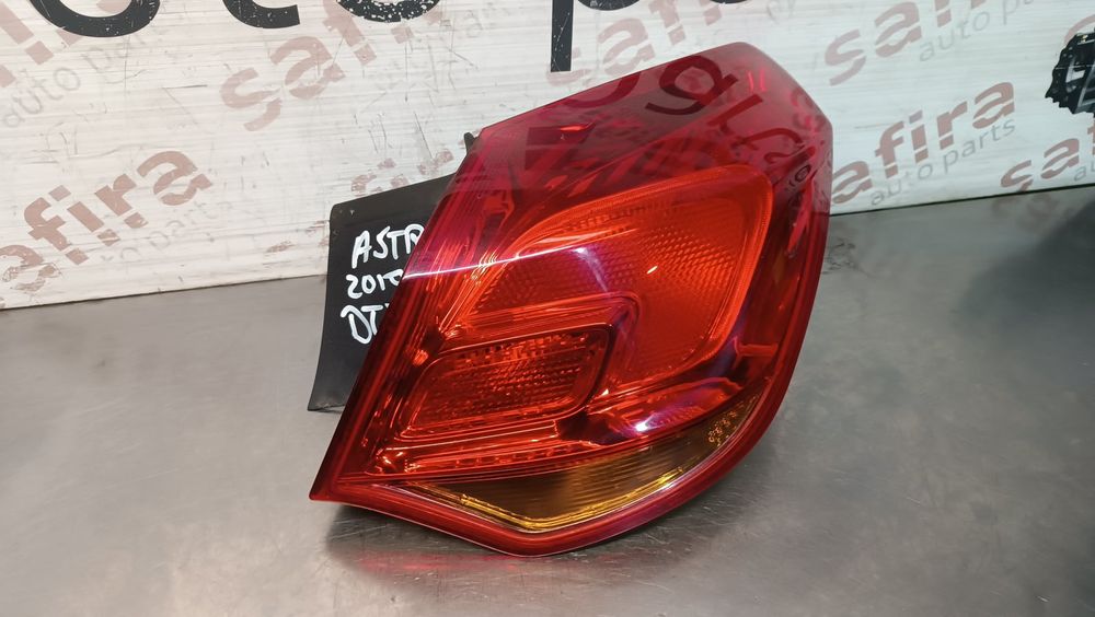 Farolim Direito OPEL ASTRA J 1.7 CDTI (68) (92 kW / 125 cv) [12.2009 - 10.2015]