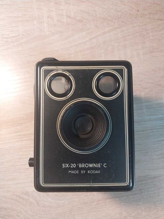 фотокамера Kodak Six-20 "Brownie" Model C. (вінтаж)