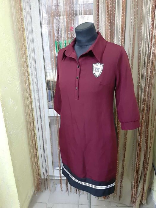 Жіноча сукня в гарному стані