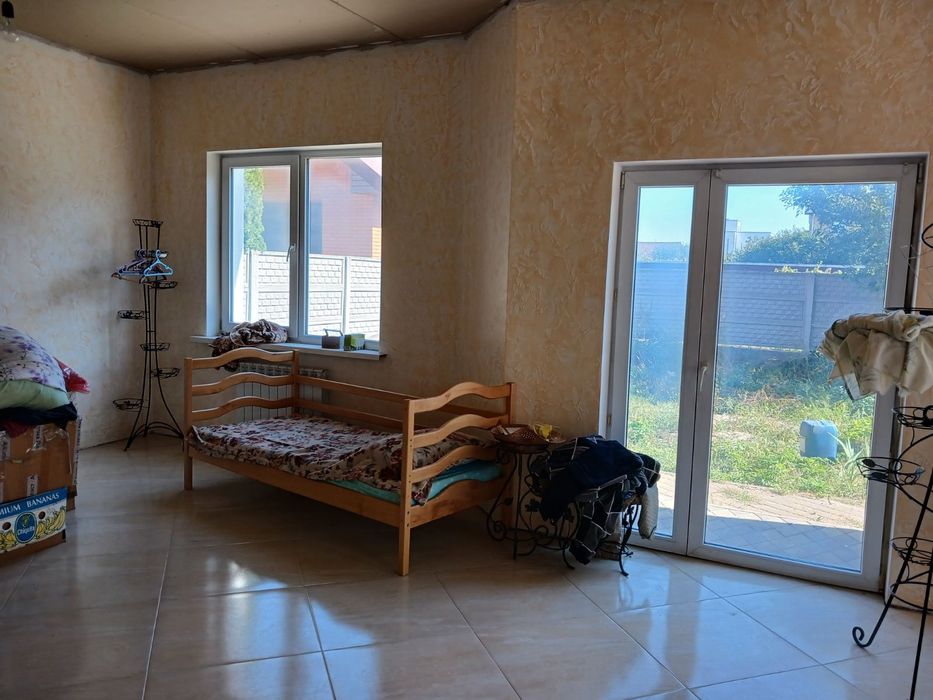 Будинок з незавершеним ремонтом 178м.кв. з гаражем