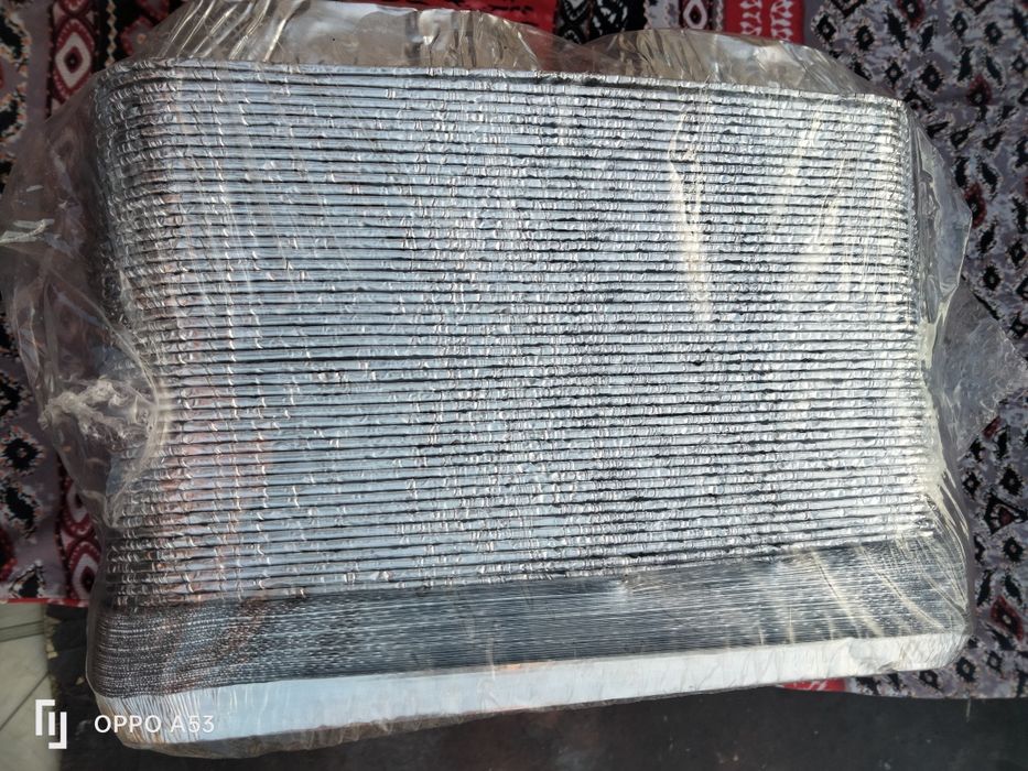 Контейнер харчовий з кришкою