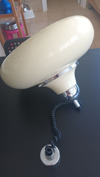 Candeeiro teto vintage anos 70 (sobe e desce/space age)