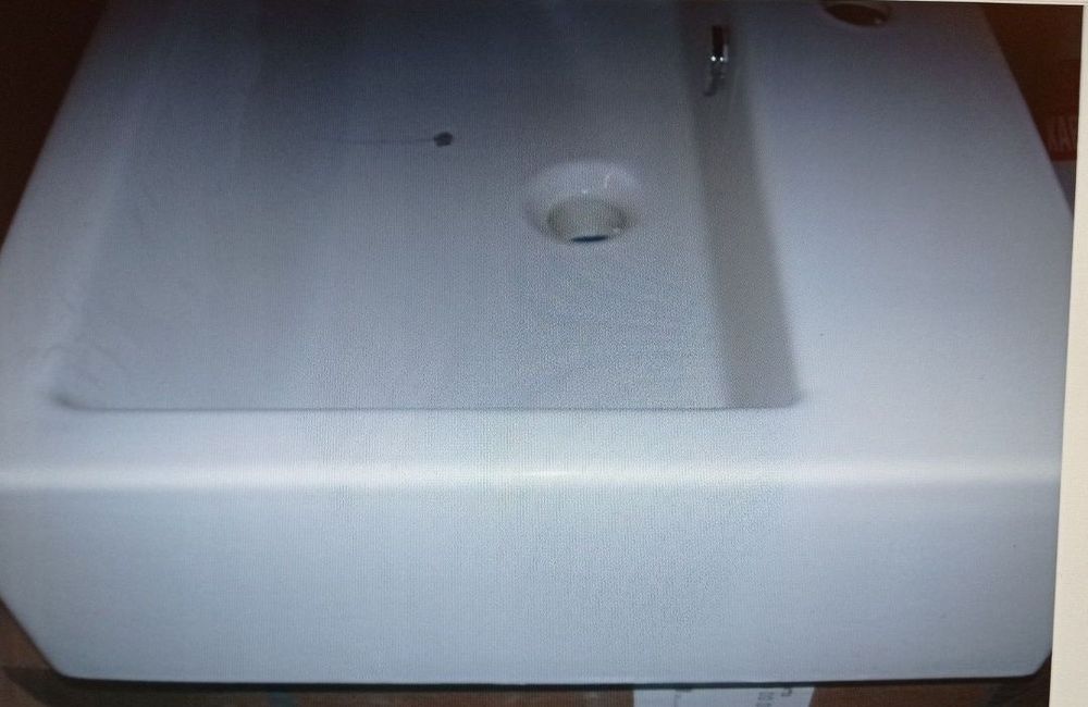 Umywalka fragile wloska 47x56 cm