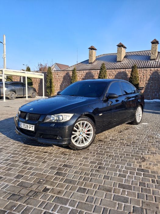 Продам BMW 318i E90