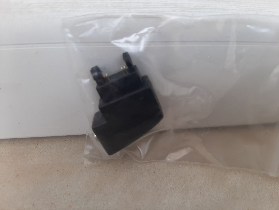 Headset Connection Cables for Motorola, Nokia, Siemens, and Ericsson.64752397117314123