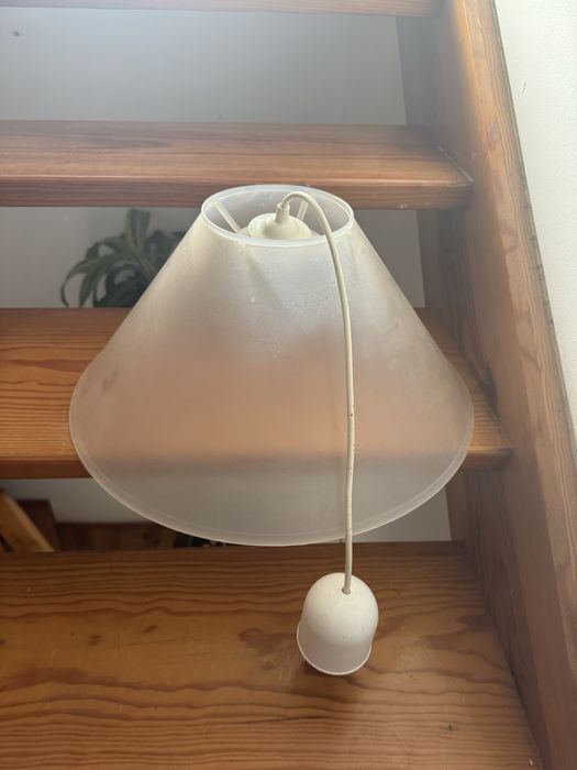 2 candeeiros de tecfo brancos