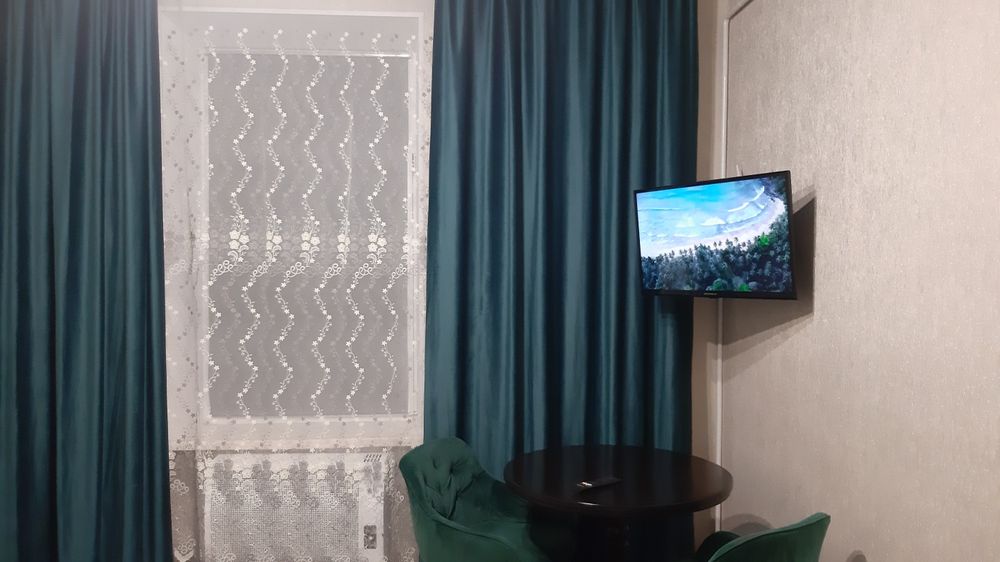 Здам 1км квартиру в центрі подобово. Включене опалення.