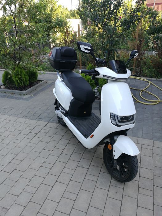 Електроскутер Sanra ROBO S