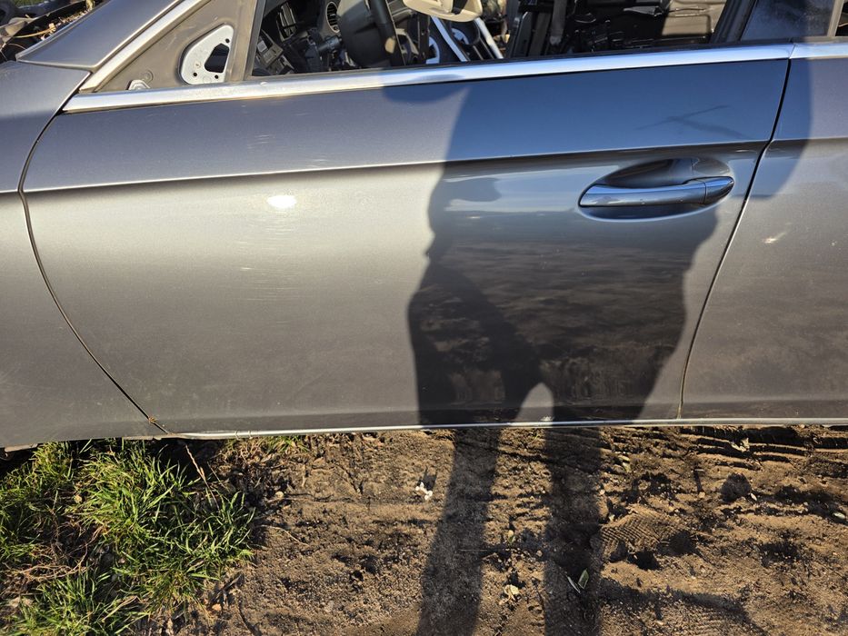 Drzwi Lewy Przód Lewe Przednie Mercedes CLS W219 Lack. C368