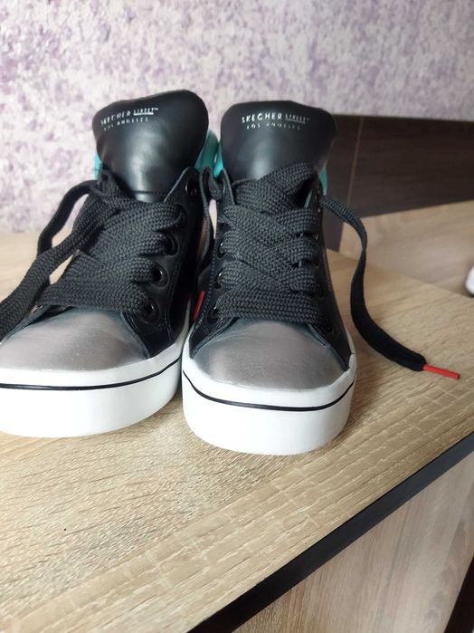 Skecher кеди,Los Angeles